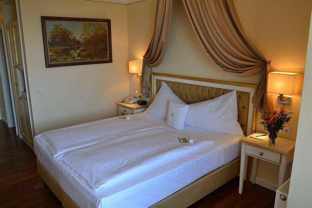 Burghotel Staufenberg Staufenberg  Екстер'єр фото